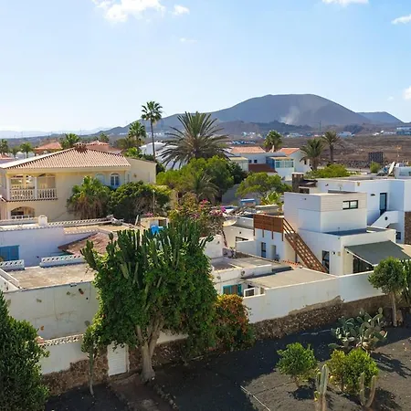 Atico Lobos View Irent Fuerteventura 아파트